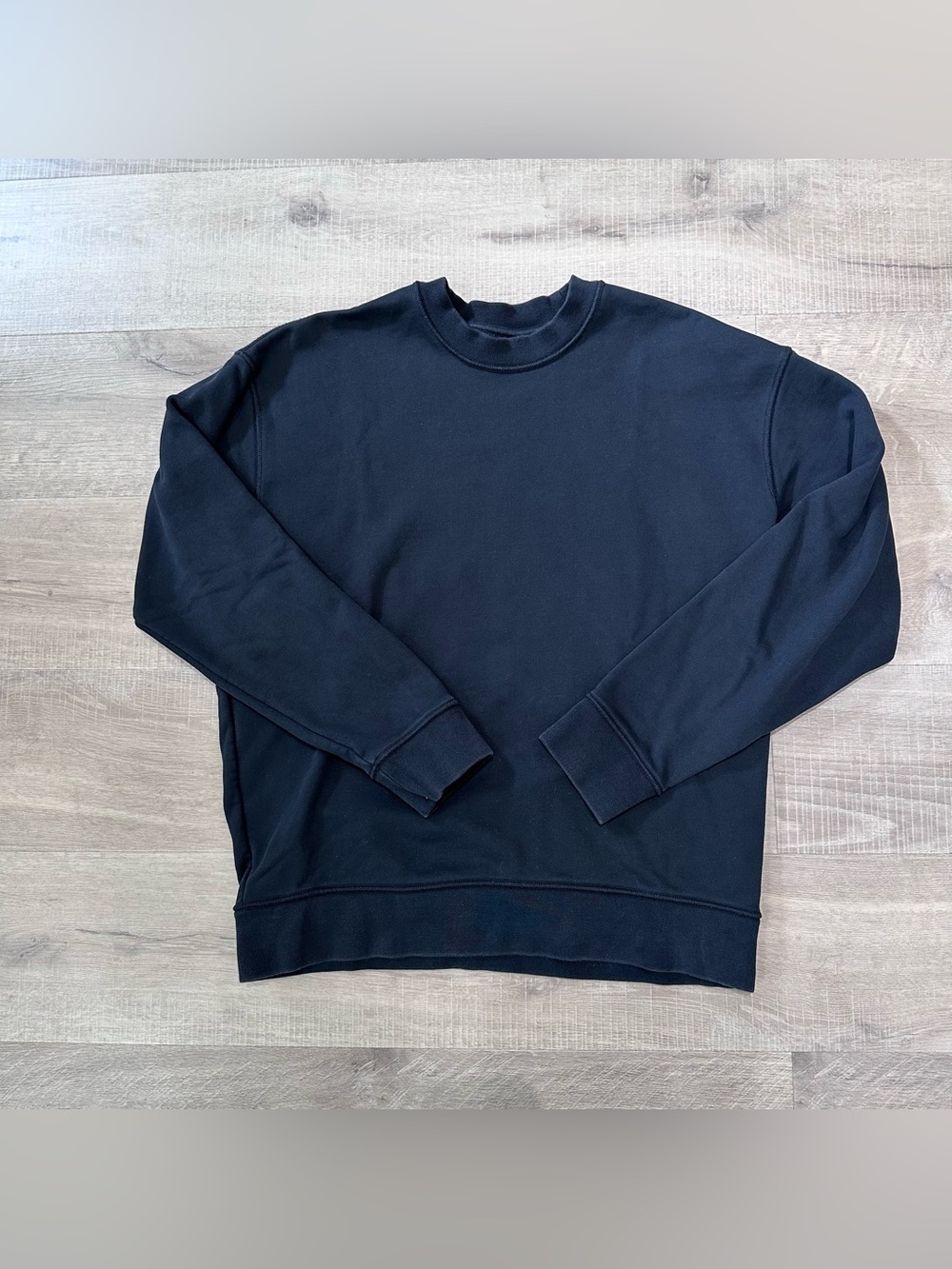 Banana Republic Black Crewneck Sweatshirt